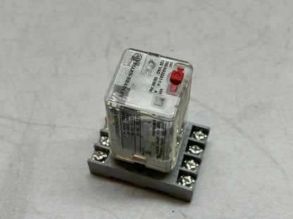 ALLEN BRADLEY 700-HA32A1-1-4 RELAY SER A 120VAC WITH IDEC SR2P-06 BASE 92Y30C