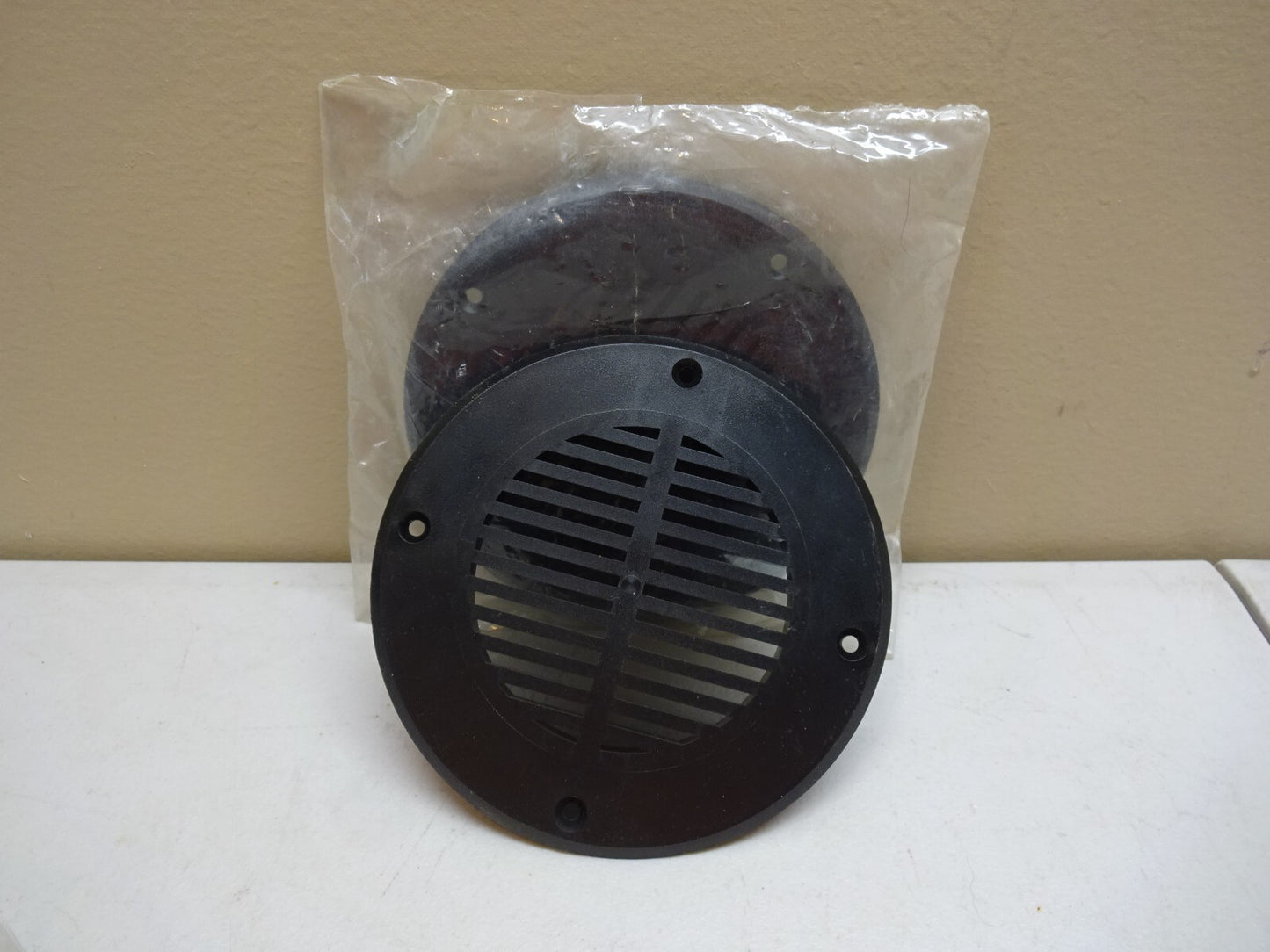 BECKSON MARINE DECK PLATES / MIXED LOT / DEALER LOT OF 6 NEW