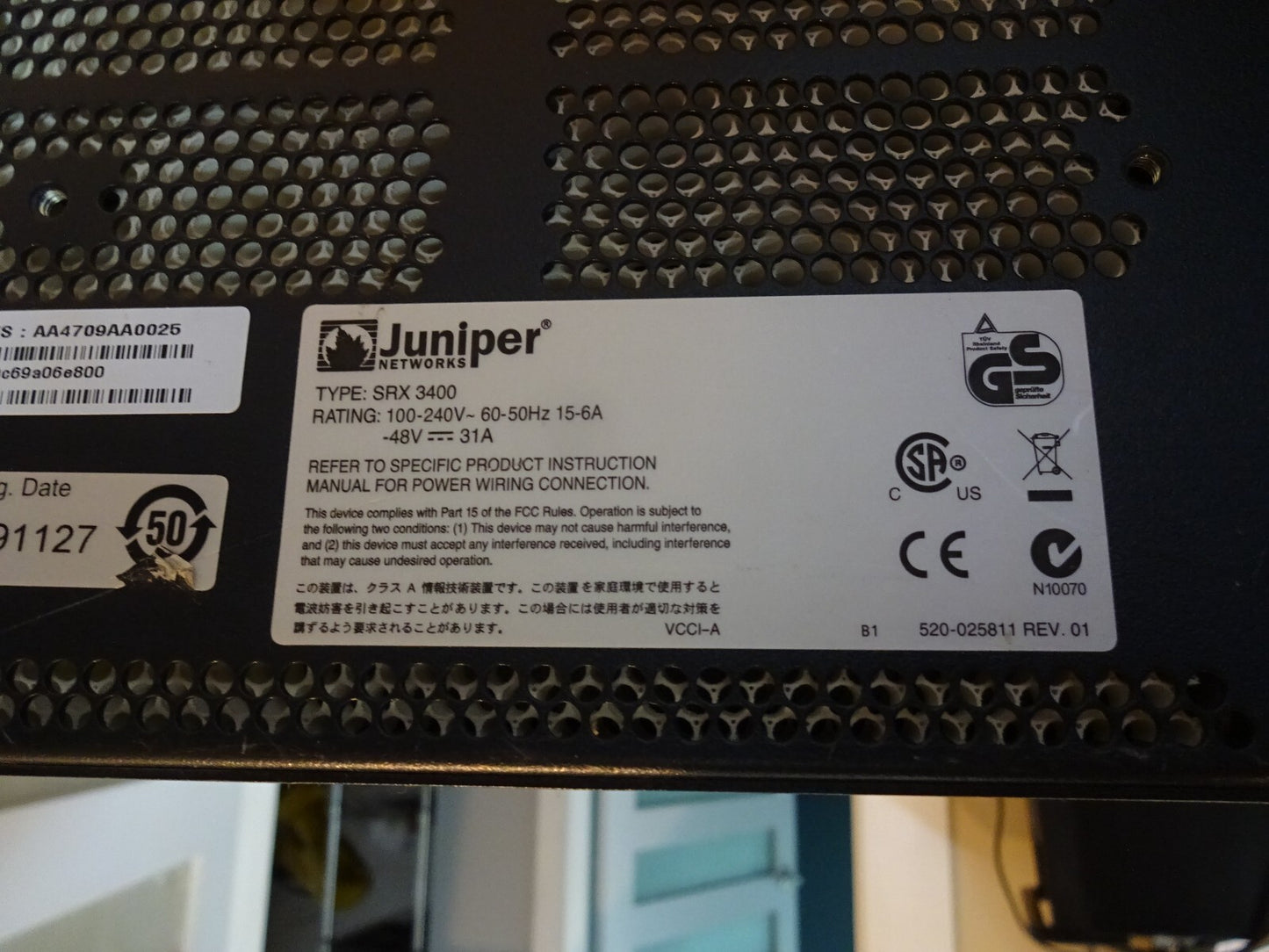 JUNIPER SRX3400-BASE-AC SERVICES GATEWAY / WITH SRX3K-RE-12-10 / SRX3K-SFB-12GE