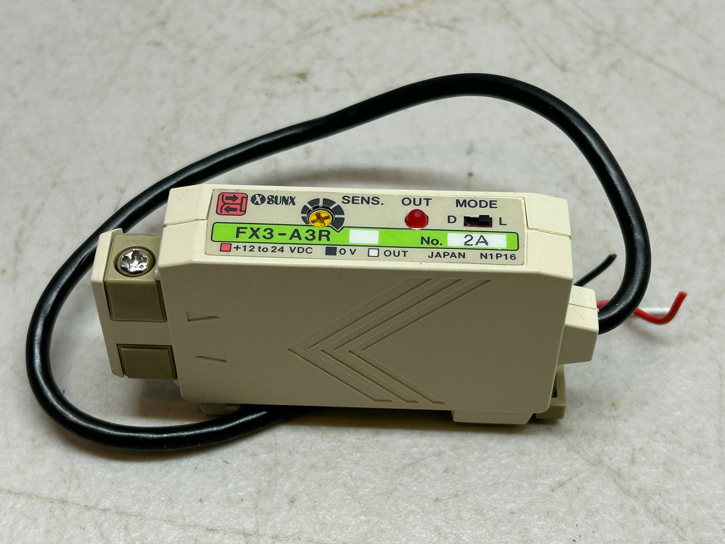 SUNX FX3-A3R SENSOR / USED AS SAMPLE ONLY