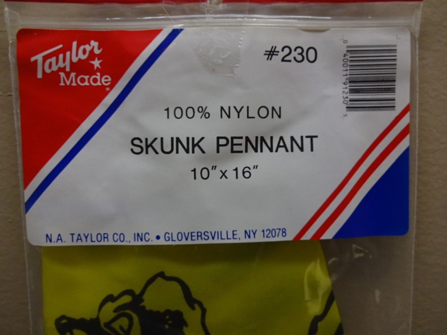 TAYLOR MADE #230 SKUNK PENNANT 10" X 16" NYLON MARINE BOAT NAUTICAL FLAG / NEW