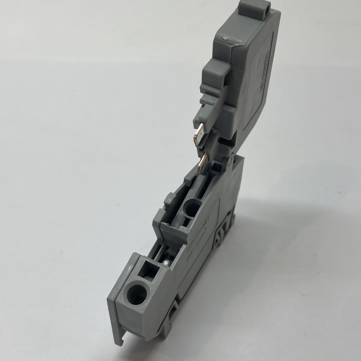 WAGO 281-623 2-Conductor Fuse Terminal Block, DIN Rail, ¼″ x 1¼″ Fuse, 800v 4mm